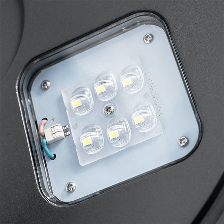 China 4.5m Road Lamp IP65 Aluminum LED Street Garden Lights China Solar  LED Light Solar Garden Light