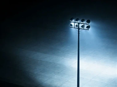 วิธีการเลือกไฟเสาสูง LED ที่ดีที่สุดสำหรับสนามกีฬา?